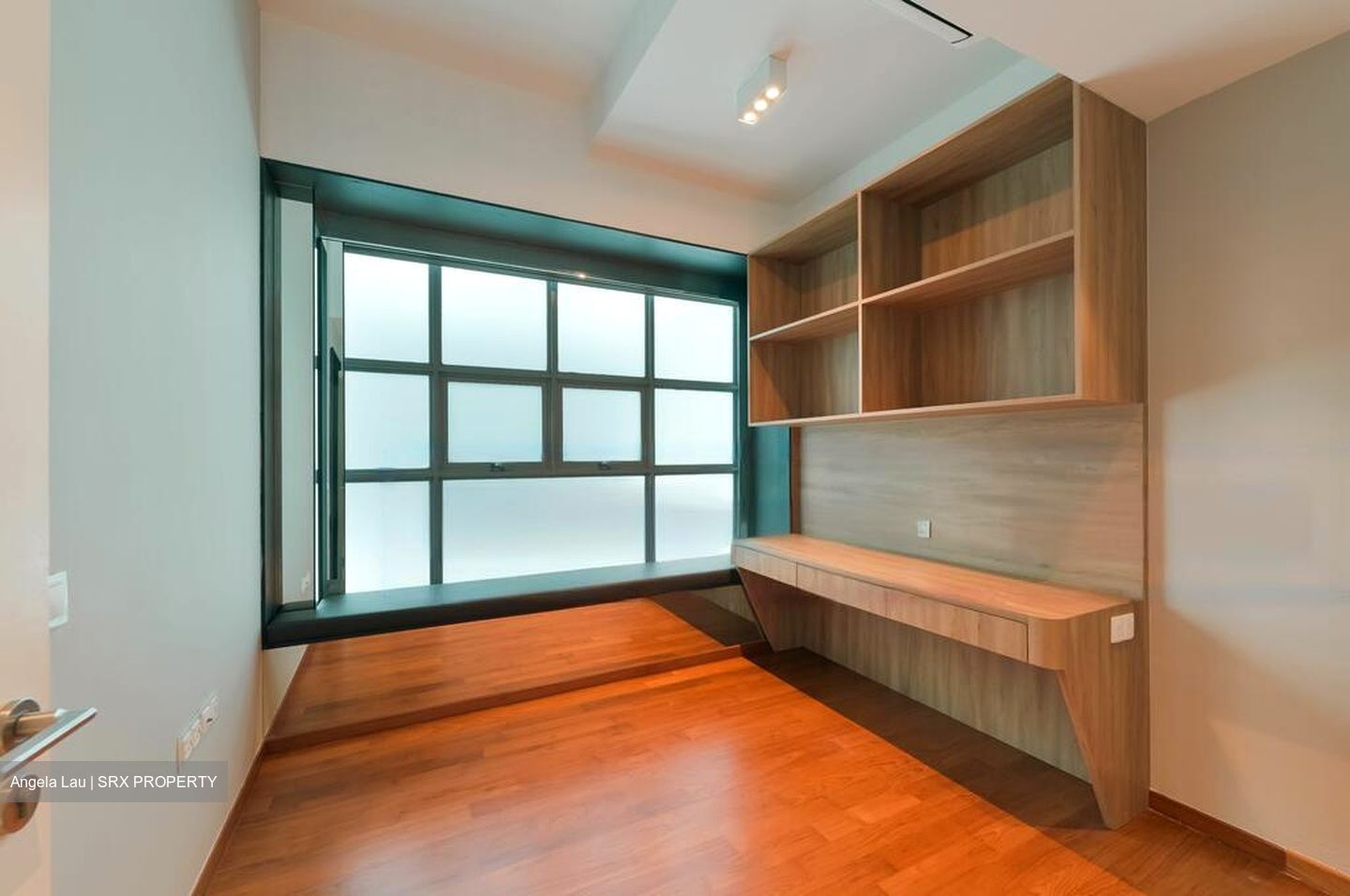 Lincoln Suites (D11), Condominium #467790301